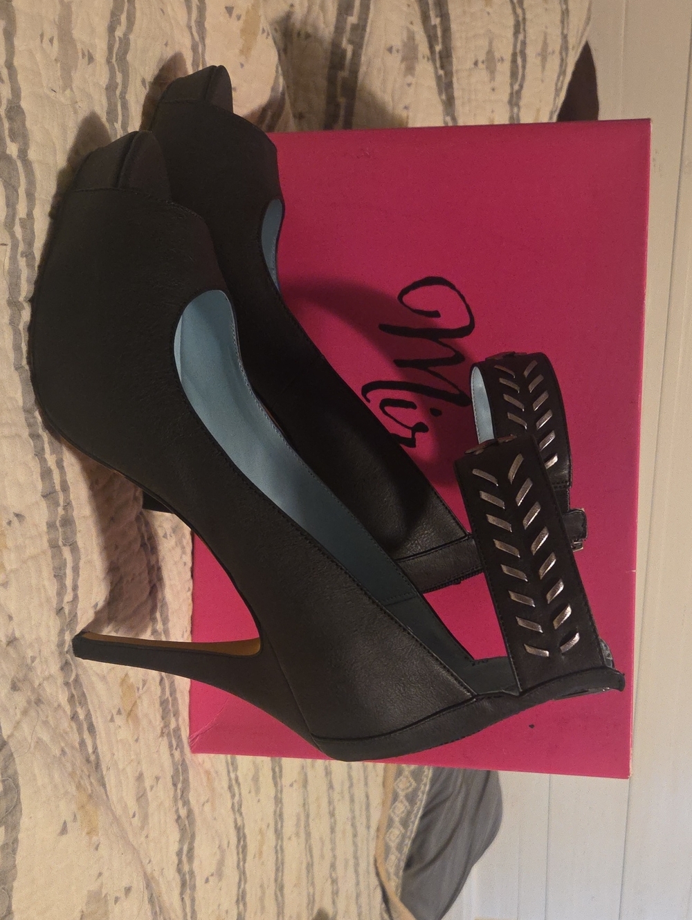 MIRANDA LAMBERT Earlen - Black Heel